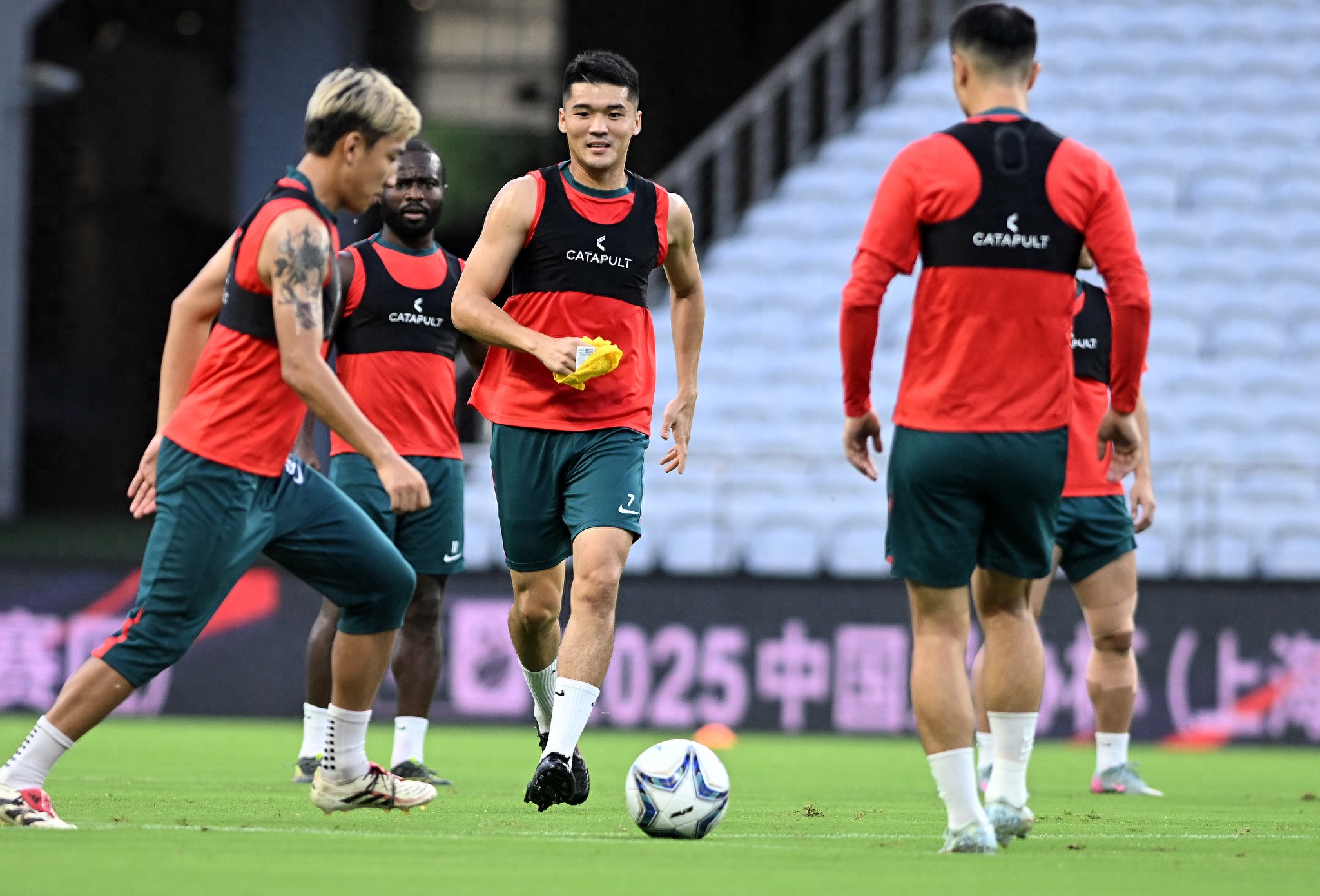 山东泰山发布备战花絮，关键时刻绝杀压哨，CBA季后赛任务艰巨，高层口径保持一致的简单介绍-九游下载安装