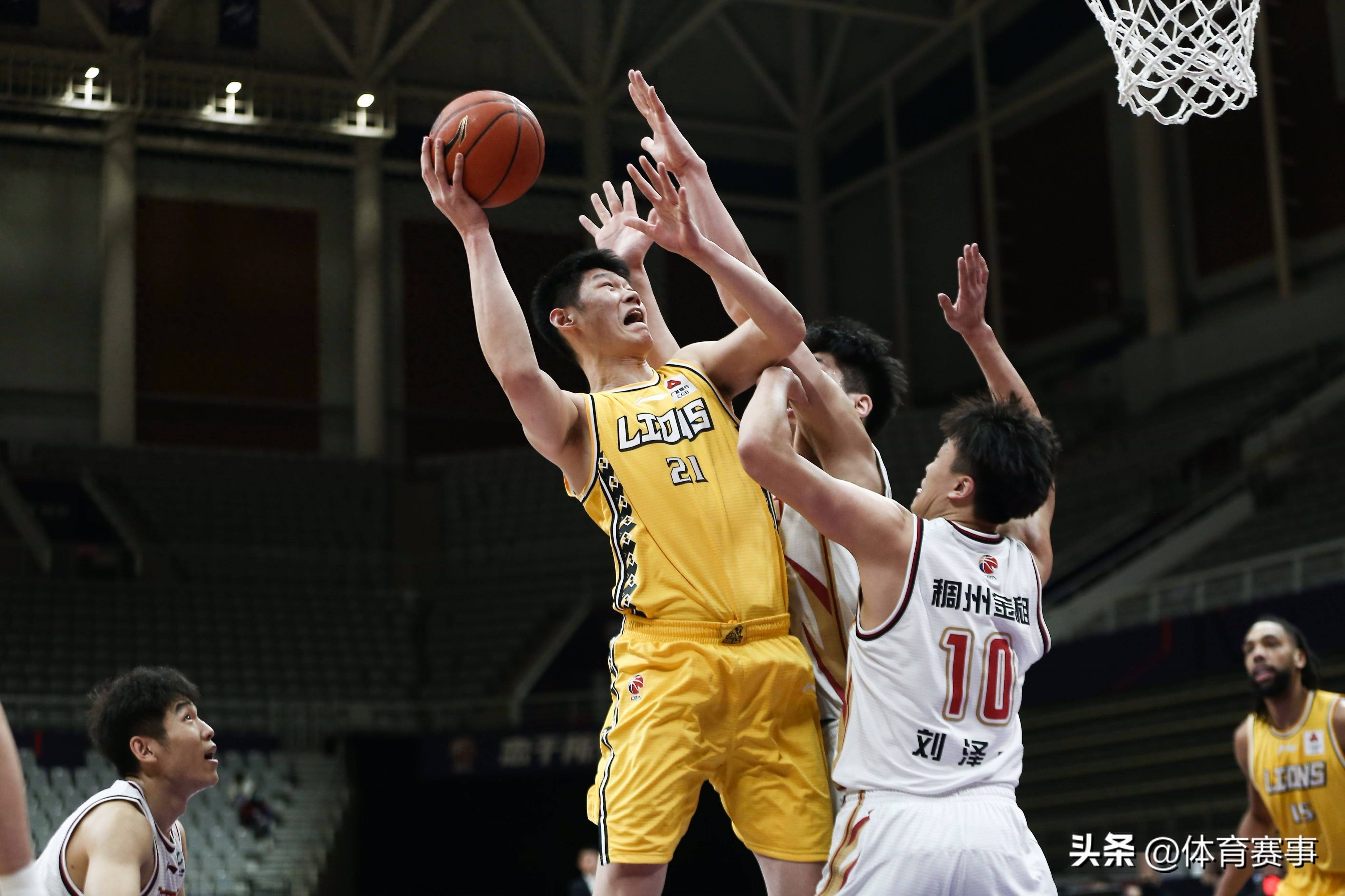 冲刺阶段欧联焦点战；广厦男篮造点机会；管理层满意；年轻球员得到机会的简单介绍-九游下载安装